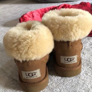 Brand new kids UGGs